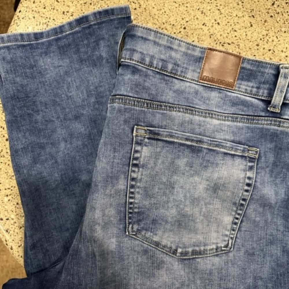 Maurices Mid Rise 24W Jeans